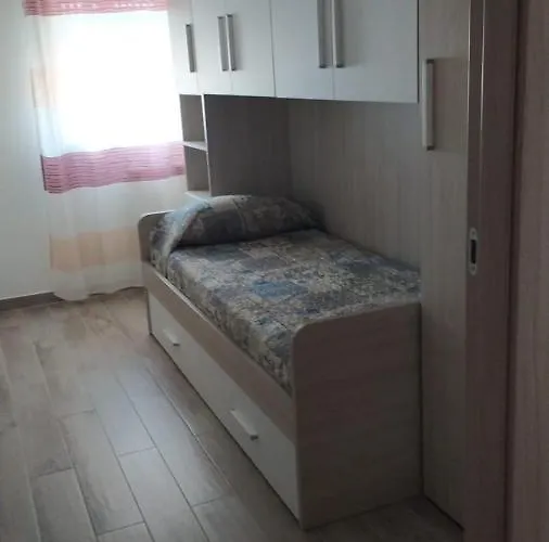 Scilla E Cariddi Apartment Giardini Naxos